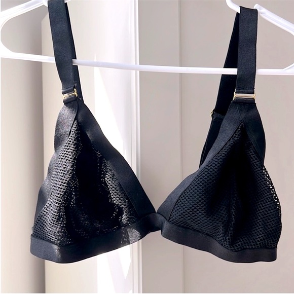 Black Fishnet Mesh Bralette - Picture 1 of 1